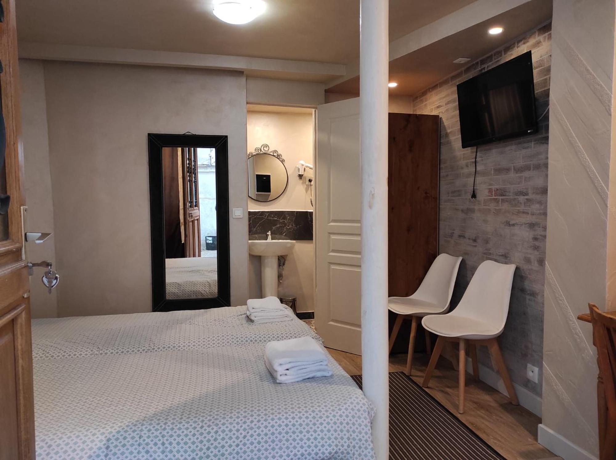 Hotel Clermont Montmartre Paris Luaran gambar
